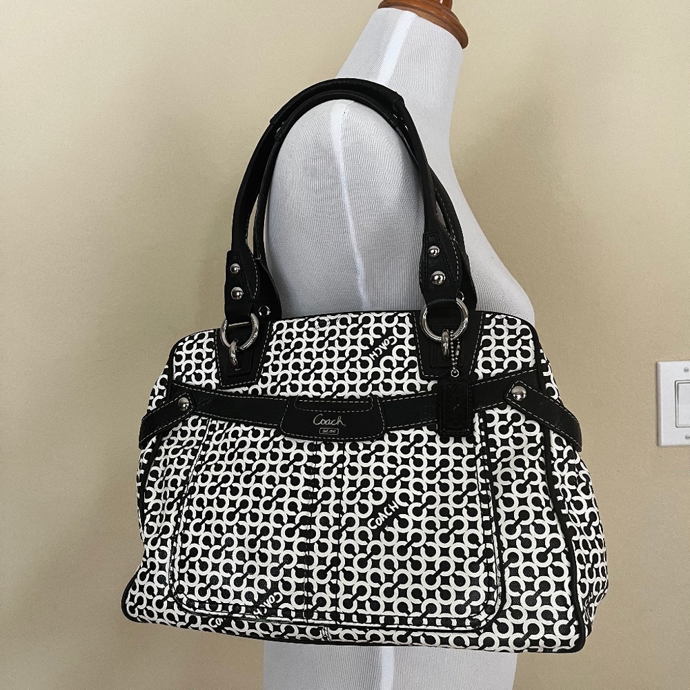 Coach leather black and white signature purse